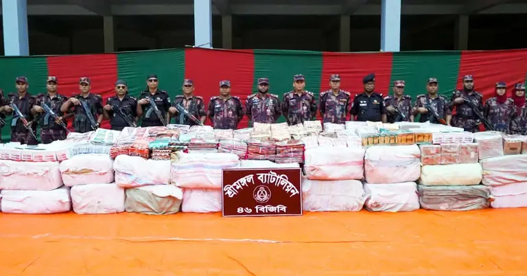 যৌথ টাস্কফোর্স অভিযানে জব্দকৃত পণ্য